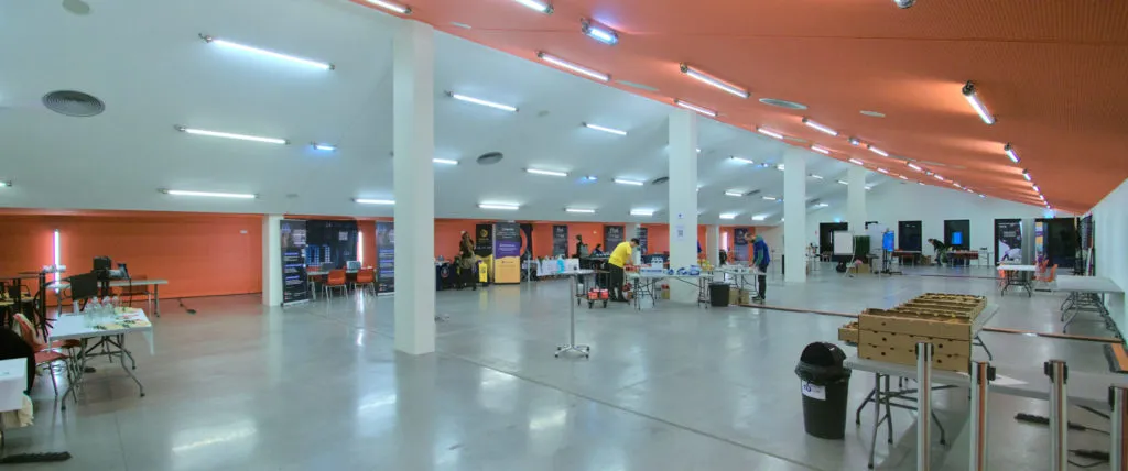 Salle réservée aux sponsors (photo de Frédéric Bisson)